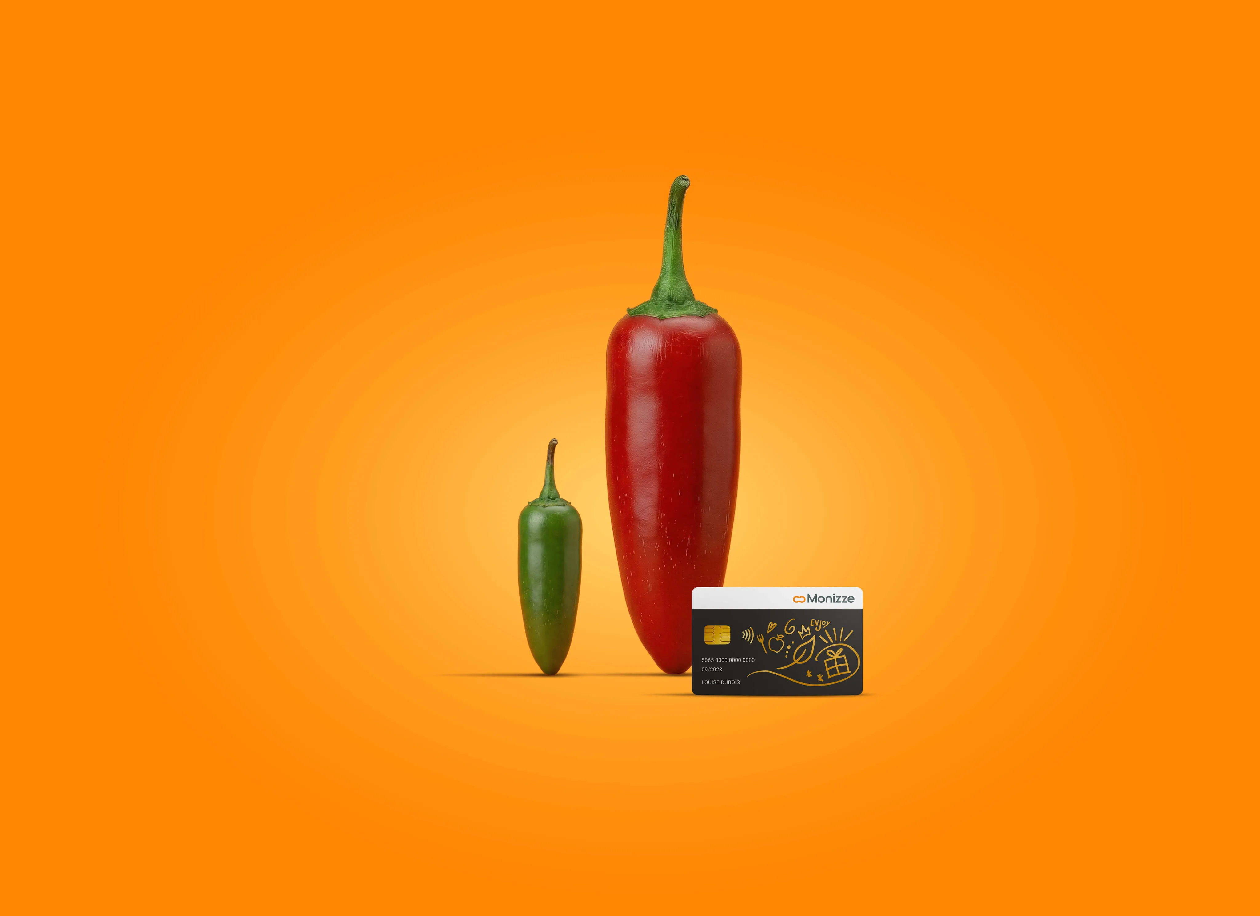 Femme d'affaires savourant un repas gastronomique au restaurant